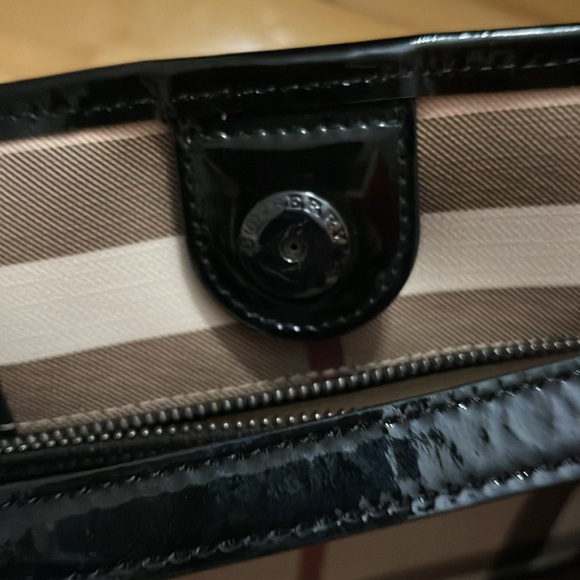 Burberry Nova Small Canterbury tote with wallet insert. - Picture 8 of 9